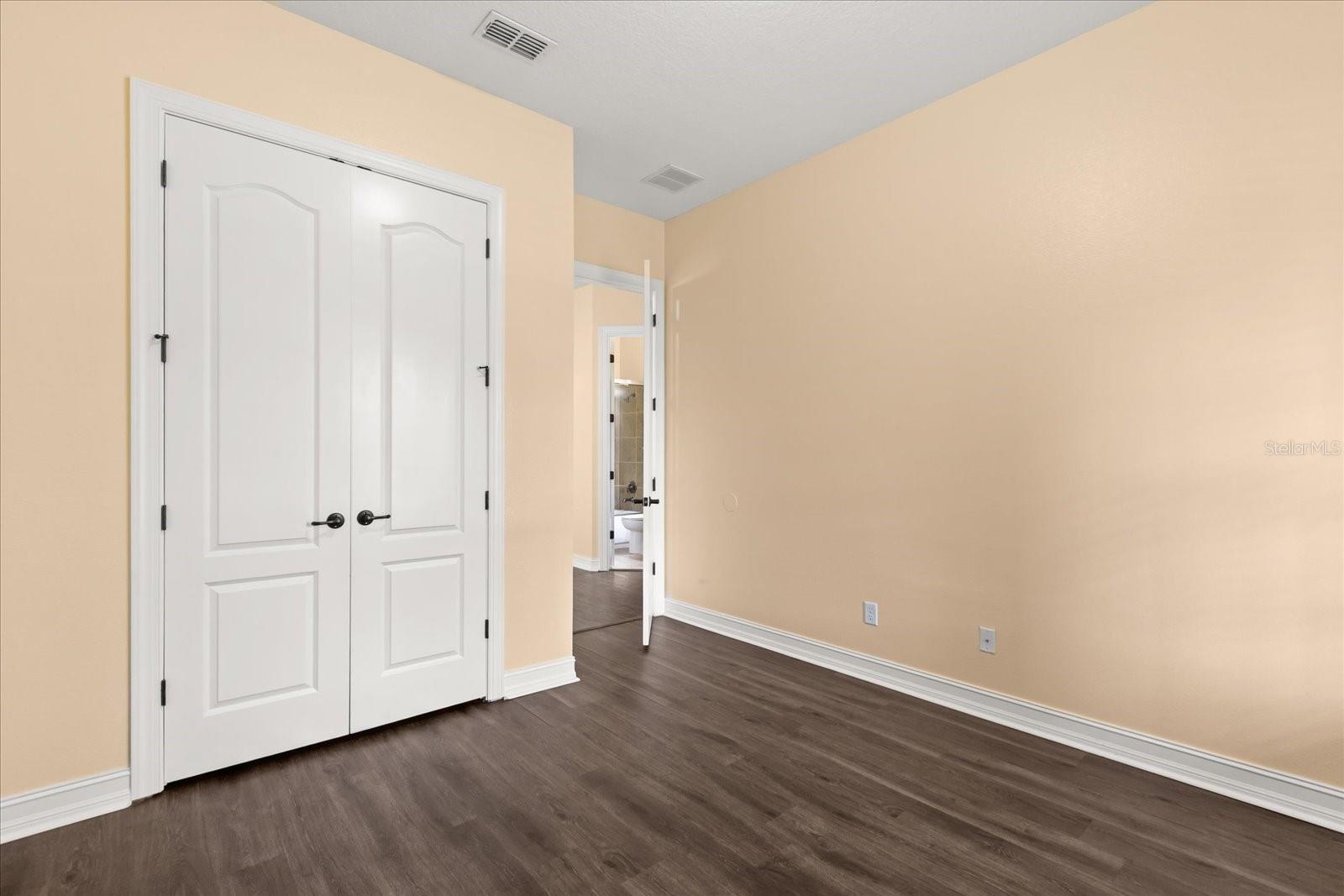 CASA DEL LAGO-REPLAT - Residential