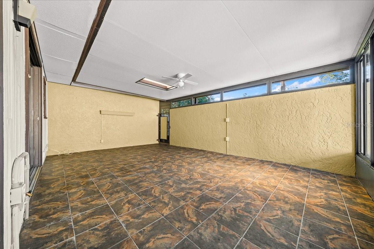 VILLAGE NORTH - Residential