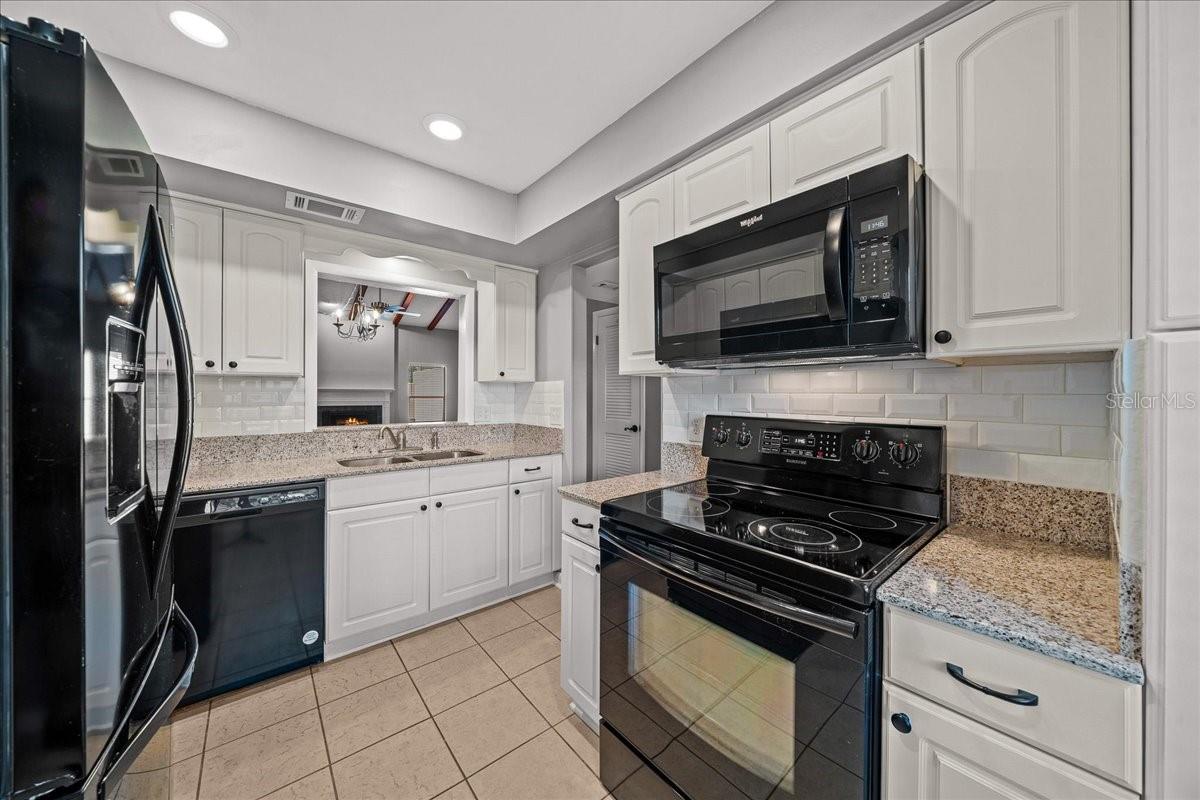 VILLAGE NORTH - Residential