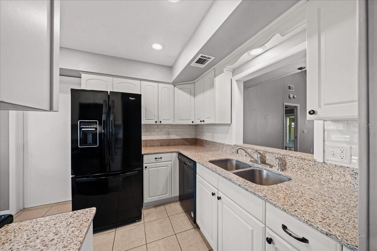 VILLAGE NORTH - Residential