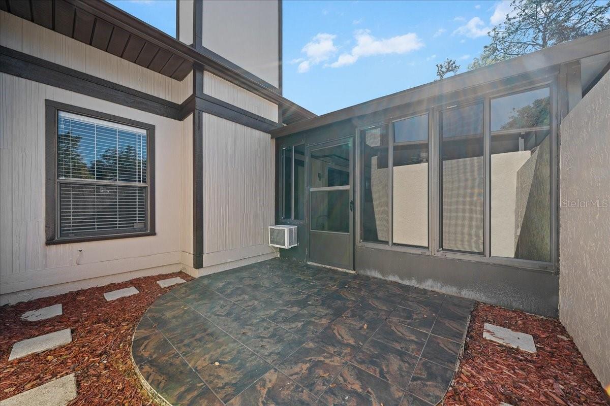 VILLAGE NORTH - Residential