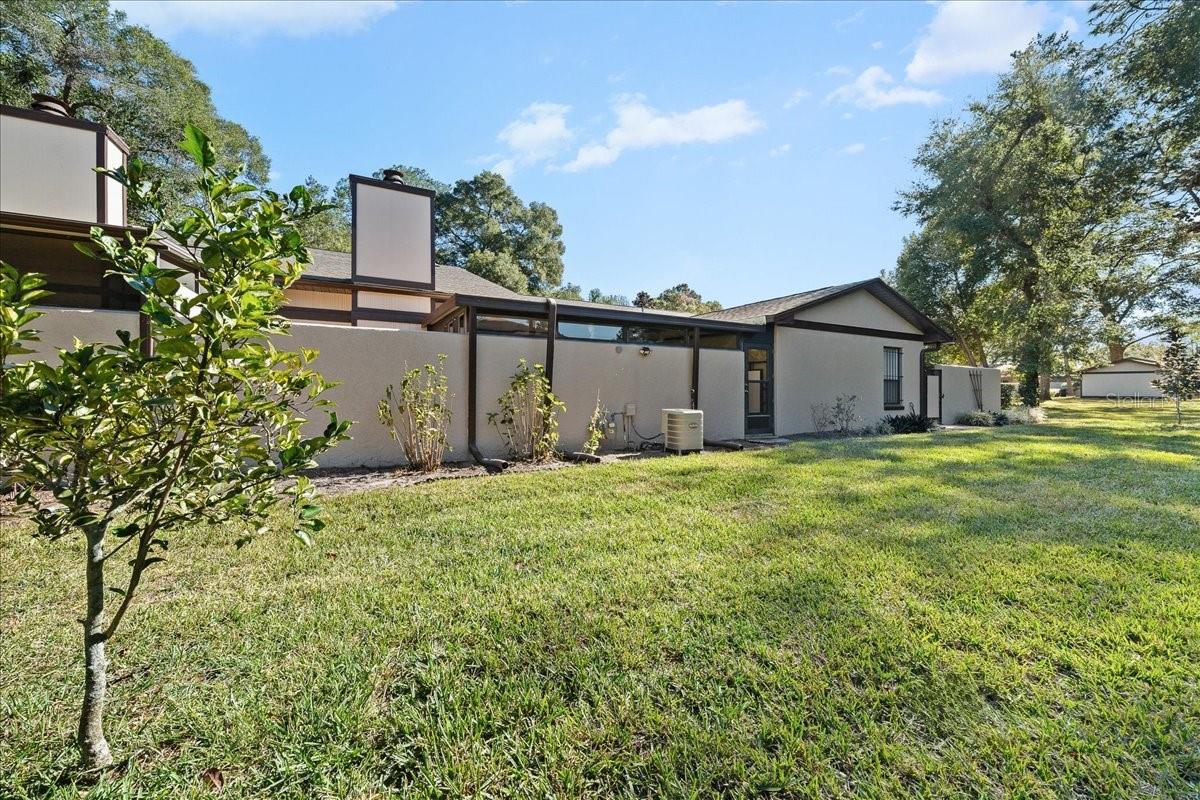 VILLAGE NORTH - Residential