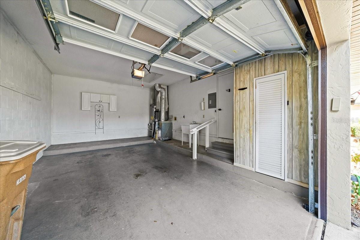 VILLAGE NORTH - Residential