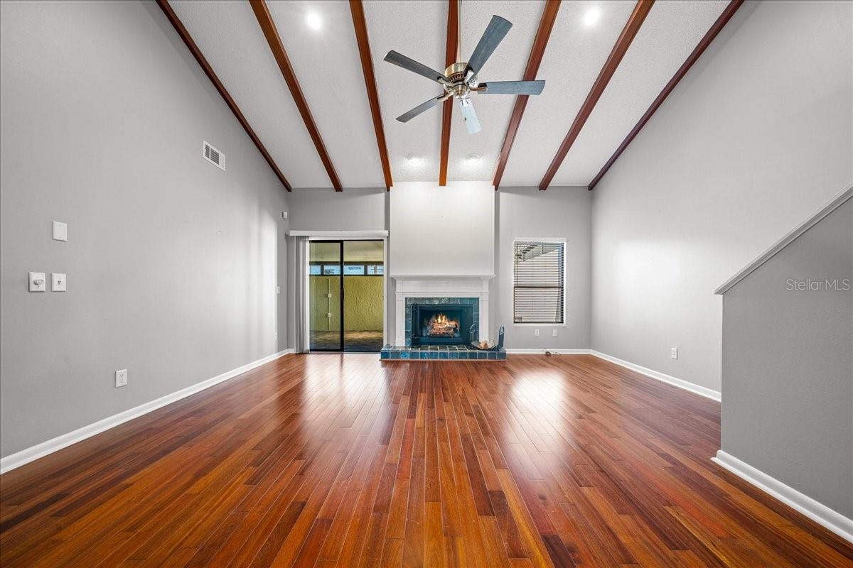 VILLAGE NORTH - Residential