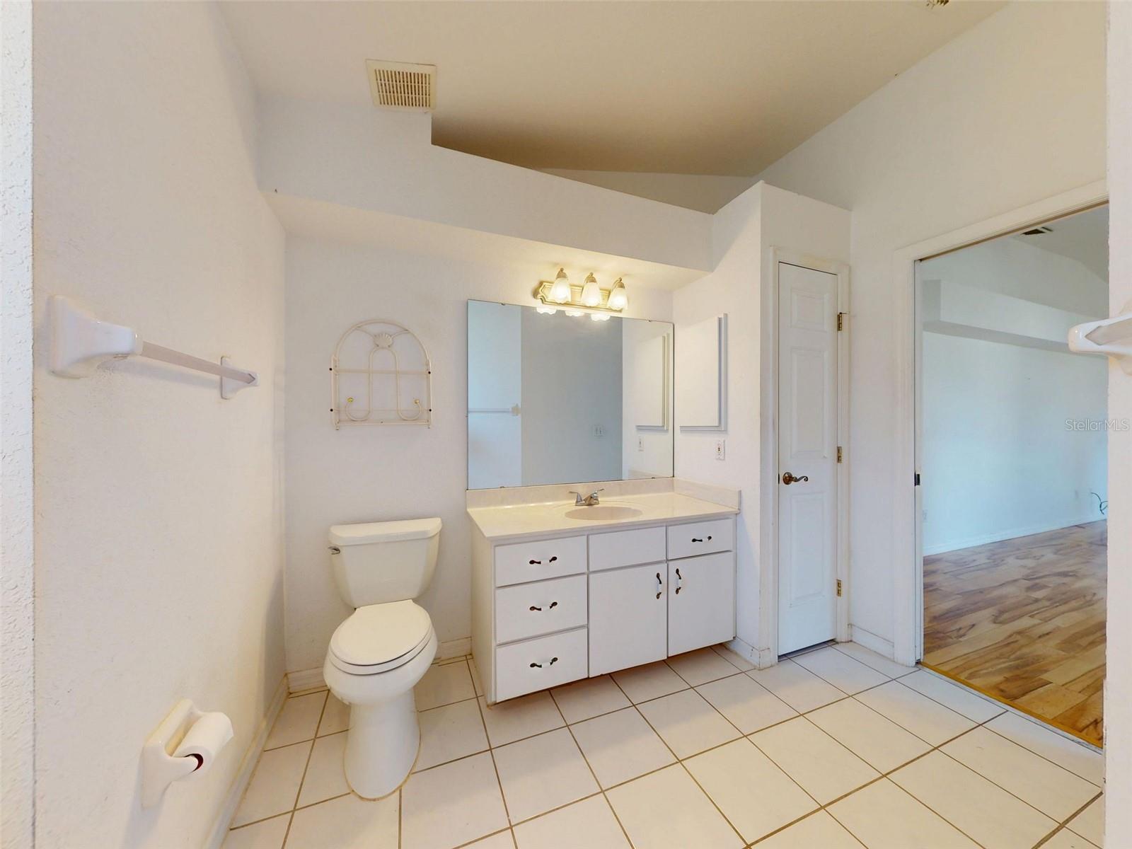 HIDDEN LAKE UNIT 1 - Residential