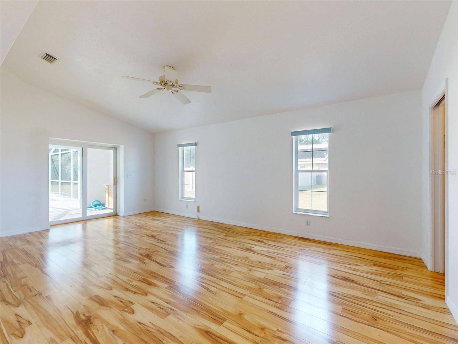 HIDDEN LAKE UNIT 1 - Residential