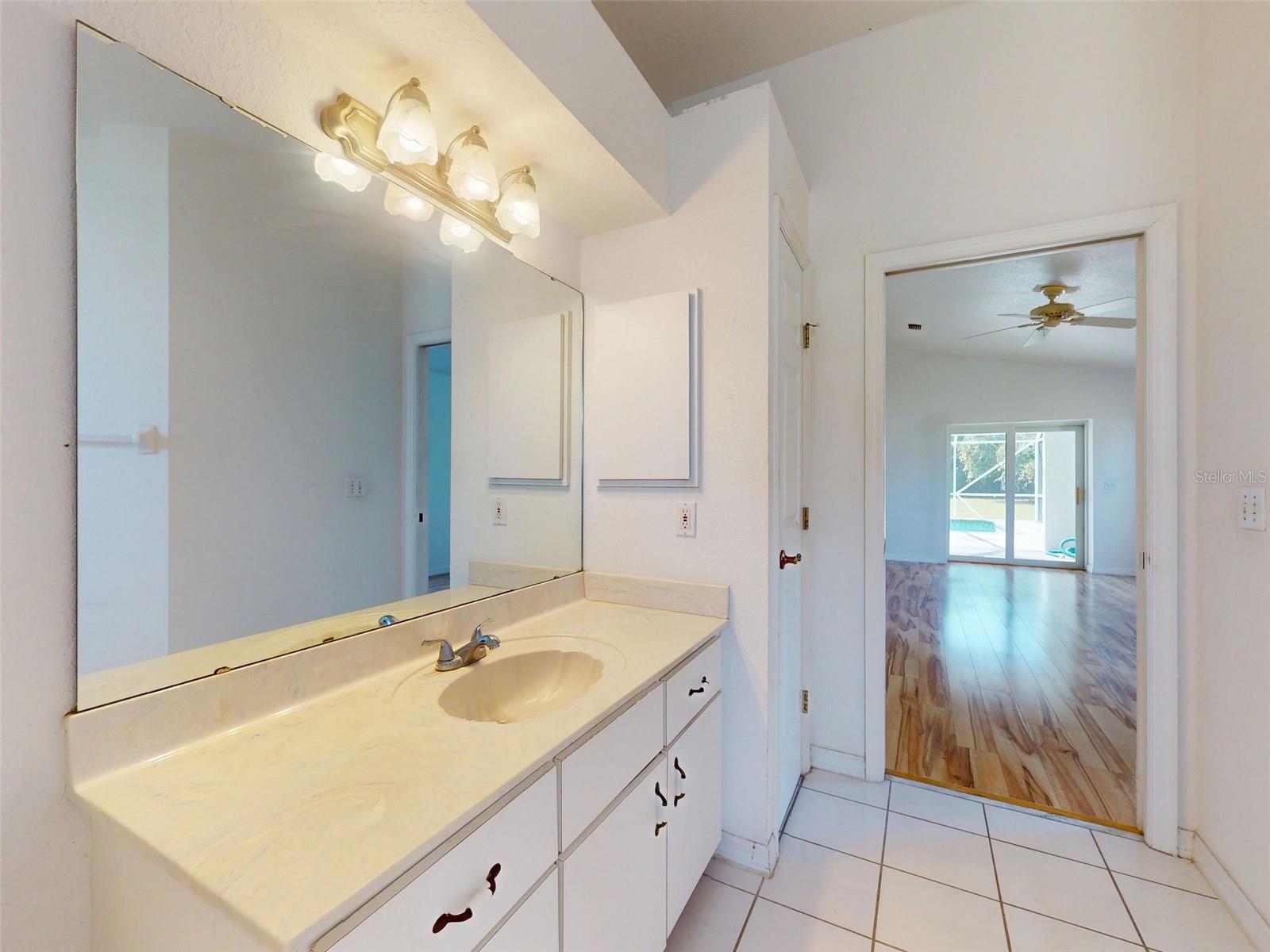 HIDDEN LAKE UNIT 1 - Residential