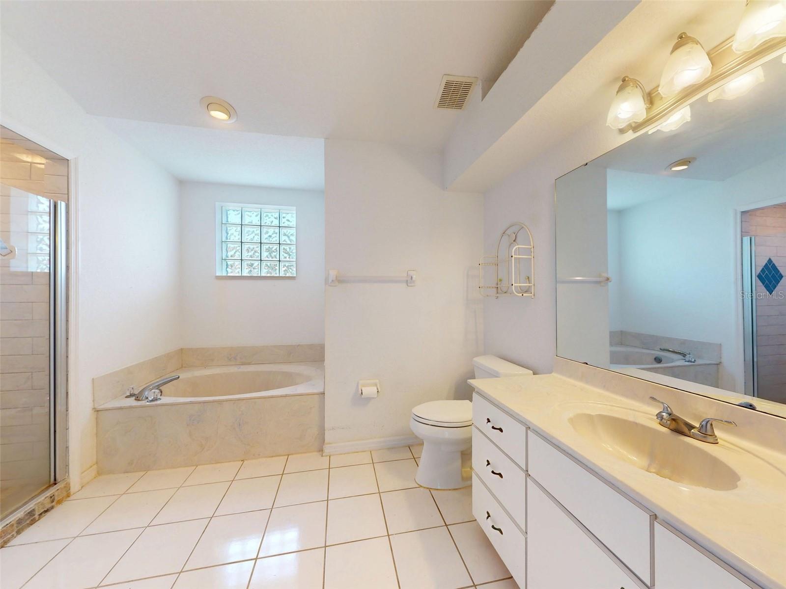 HIDDEN LAKE UNIT 1 - Residential