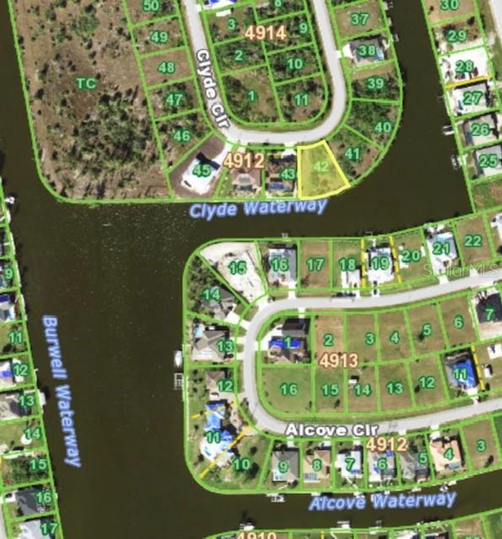 Photo of 8142 Clyde Circle, Port Charlotte, FL 33981 (MLS # L4962207)