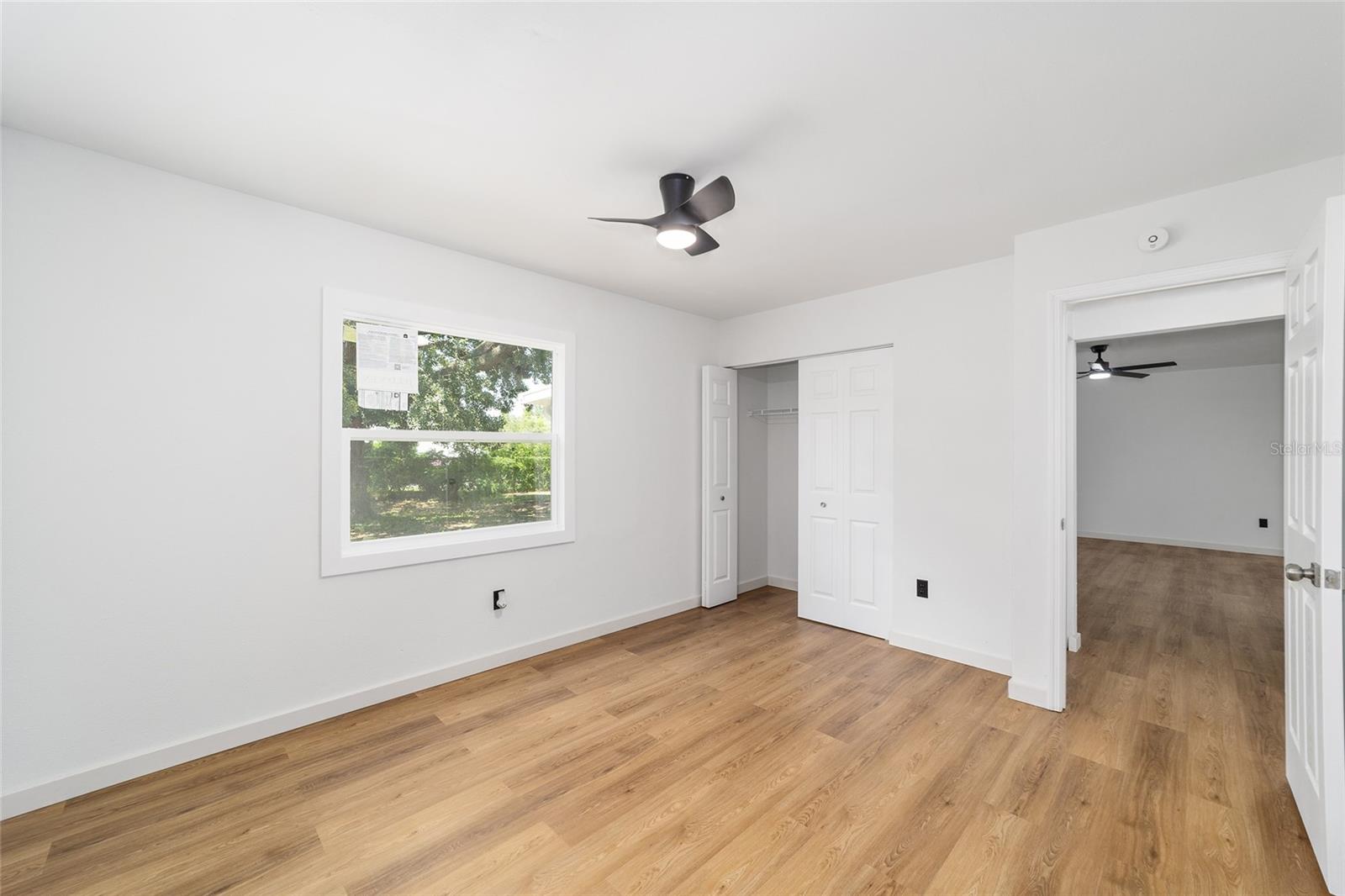 SILVER SPGS SHORES UN 17 - Residential Lease