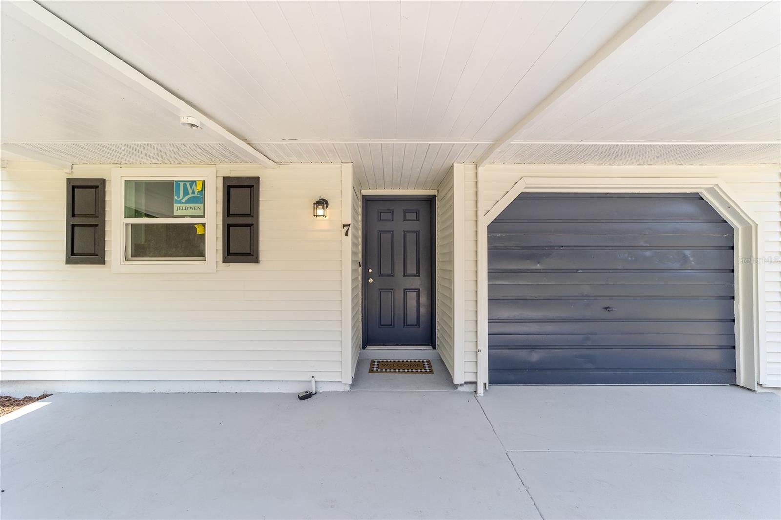 SILVER SPGS SHORES UN 17 - Residential Lease