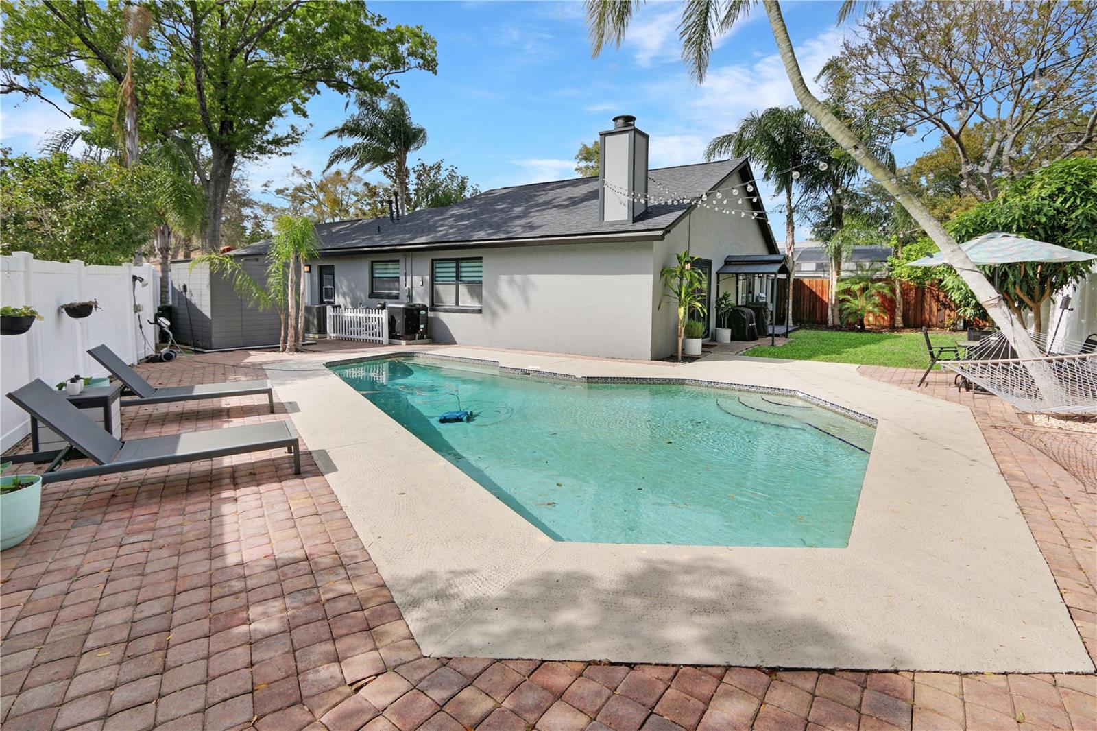 1296 BRIDLEBROOK DRIVE