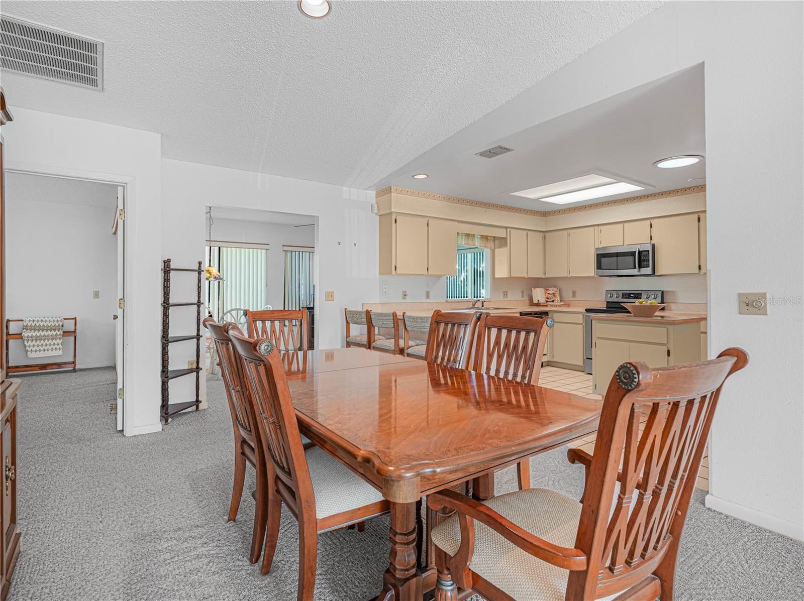 3118 PRAIRIE DUNES CIRCLE W