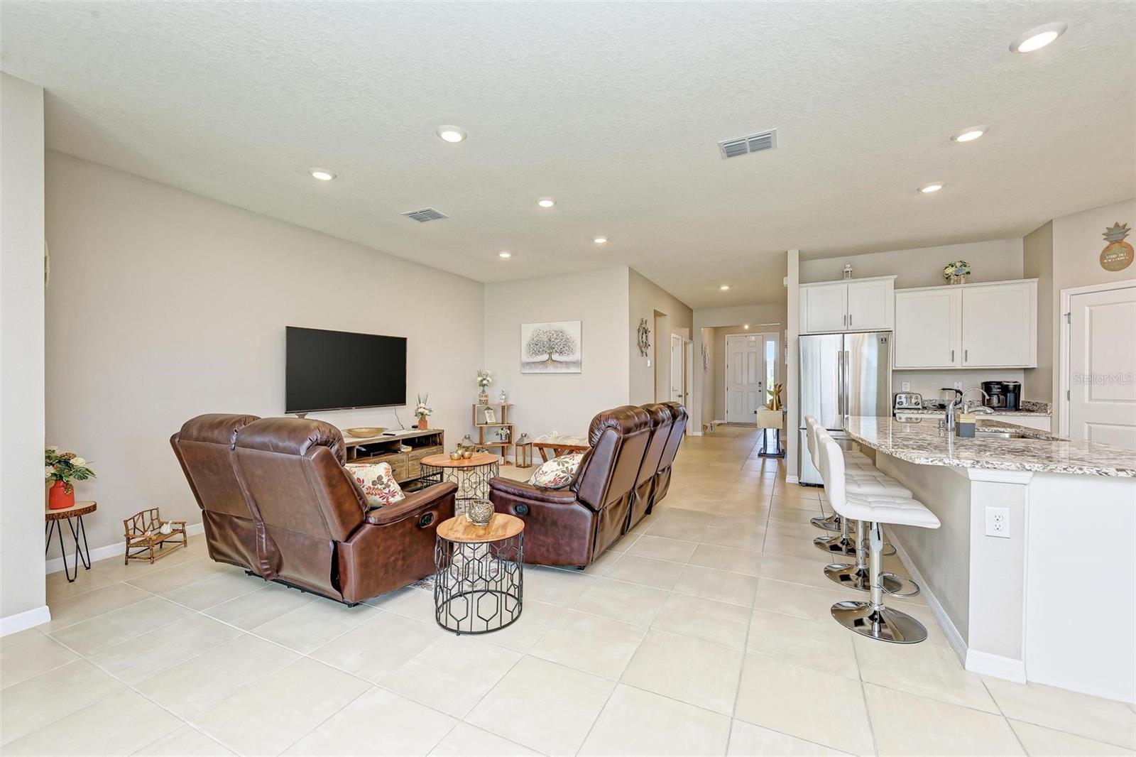 EVERGREEN PH I - Residential Lease