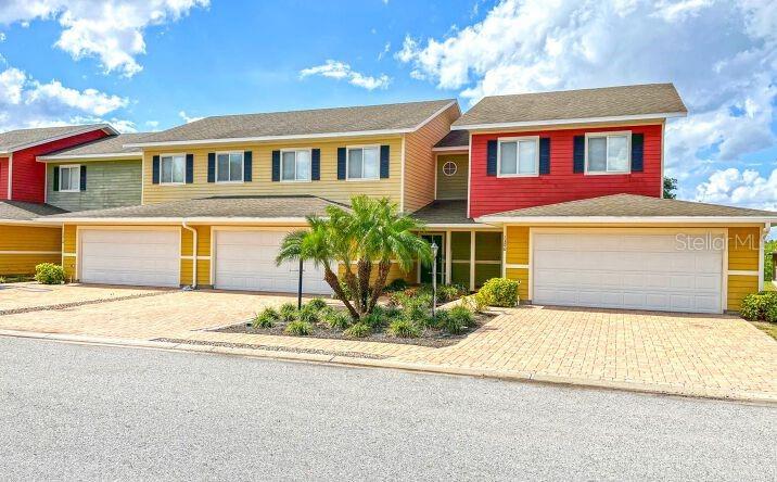 This beautiful Town-house of 2 bedrooms and 2.5 baths is now ready for its next occupants! This home features hardwood flooring in the common areas, neutral paint throughout, and a spacious living room perfect for the entire family to enjoy. The kitchen is fully equipped with all the appliances you need. The second floor includes a carpeted master bedroom and an additional bedroom. The master bathroom offers both a bathtub and a separate shower ensuring convenience and luxury. The second bedroom also has access to a bathroom with a bathtub. This house is nestled in the heart of the quiet community of Evergreen at Winter Haven. The community offers a welcoming atmosphere with amenities designed to enhance your lifestyle like a community pool, a club house and a dog park. Its central location provides easy access to local shopping, dining, and entertainment options.
Don't miss the opportunity to make this cozy place your HOME. Call now and schedule your viewing !