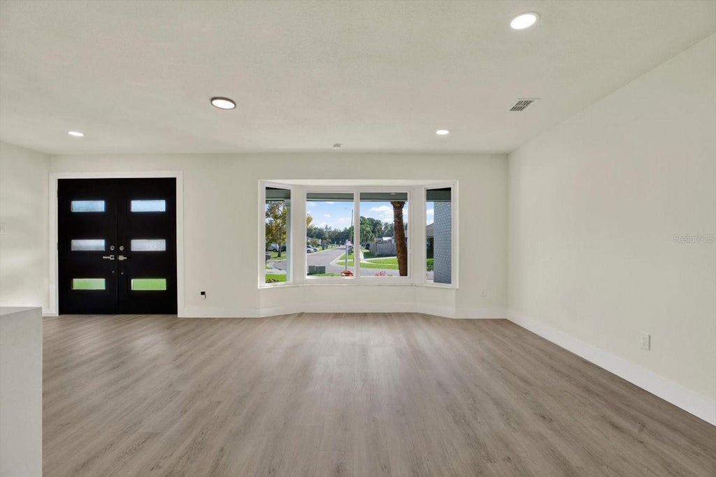 Photo of 720 Sailfish Drive, Brandon, FL 33511 (MLS # TB8557465)