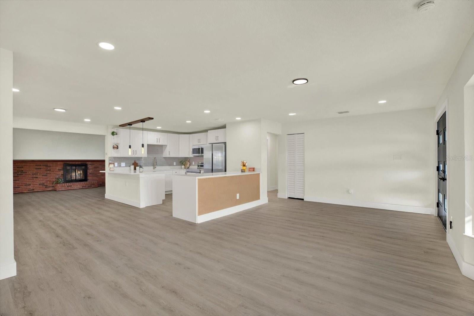 720 SAILFISH DRIVE