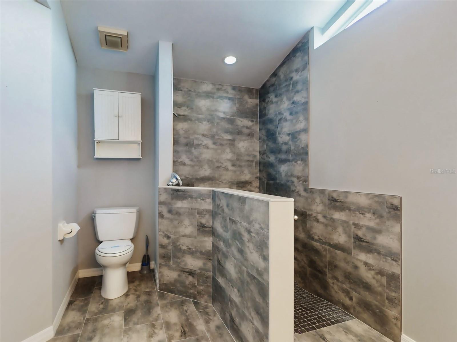 KAYWOOD REP - Residential