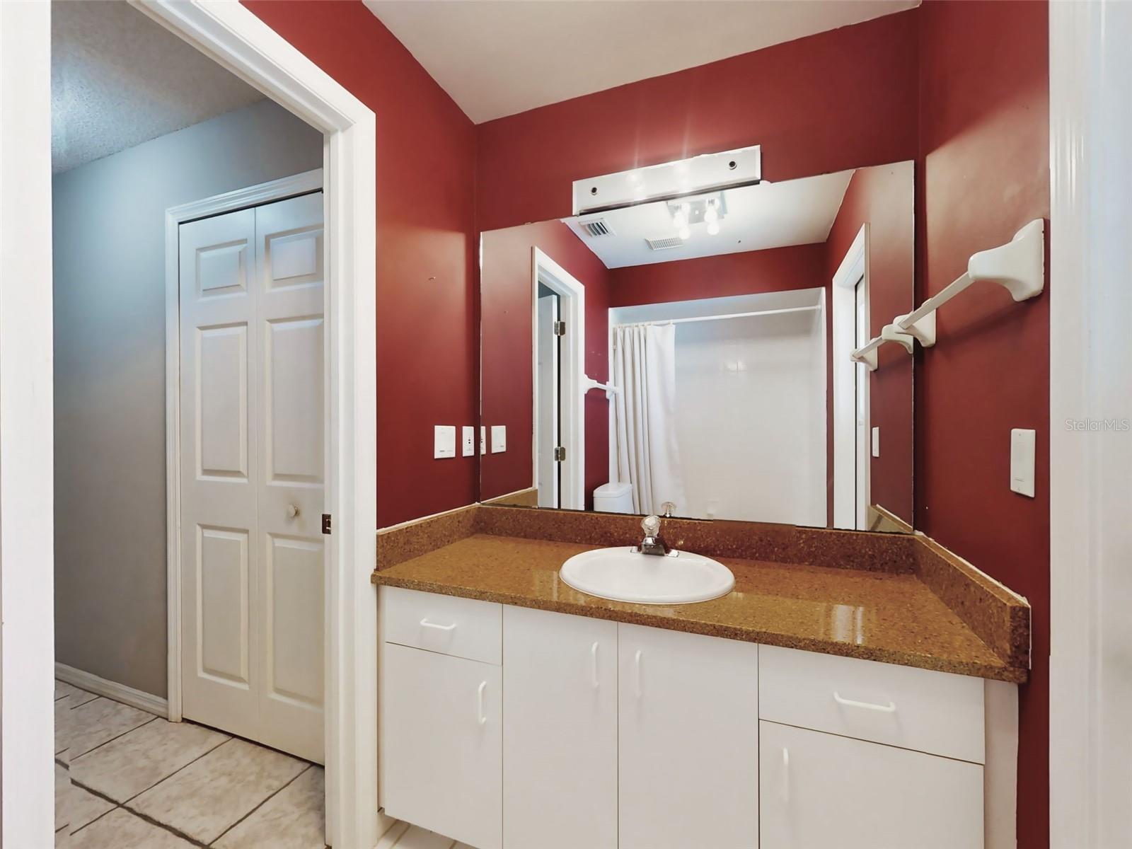 KAYWOOD REP - Residential