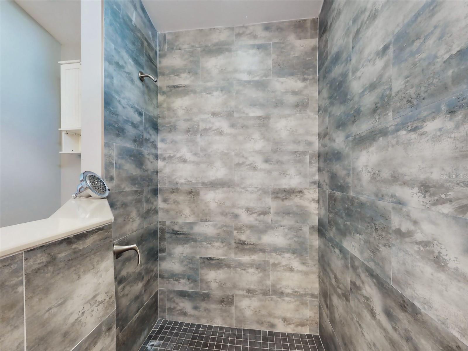 KAYWOOD REP - Residential