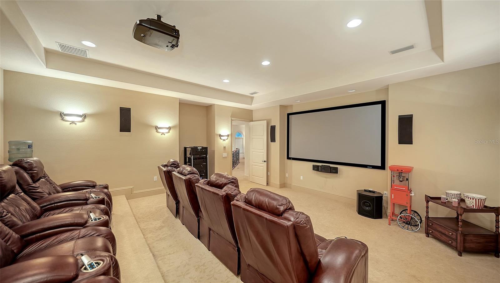 UNIVERSITY PARK COUNTRY CLUB/KNIGHTSBRIDGE - Residential