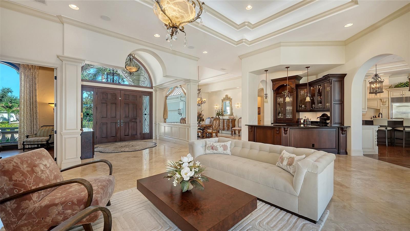 UNIVERSITY PARK COUNTRY CLUB/KNIGHTSBRIDGE - Residential