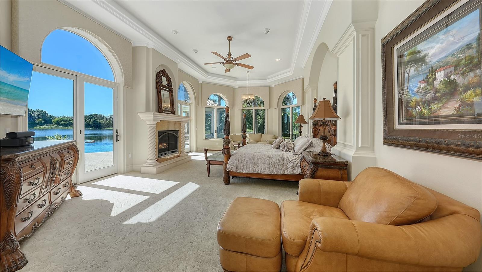 UNIVERSITY PARK COUNTRY CLUB/KNIGHTSBRIDGE - Residential