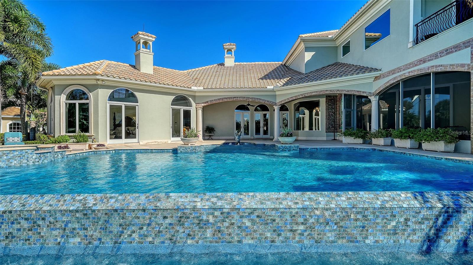 UNIVERSITY PARK COUNTRY CLUB/KNIGHTSBRIDGE - Residential