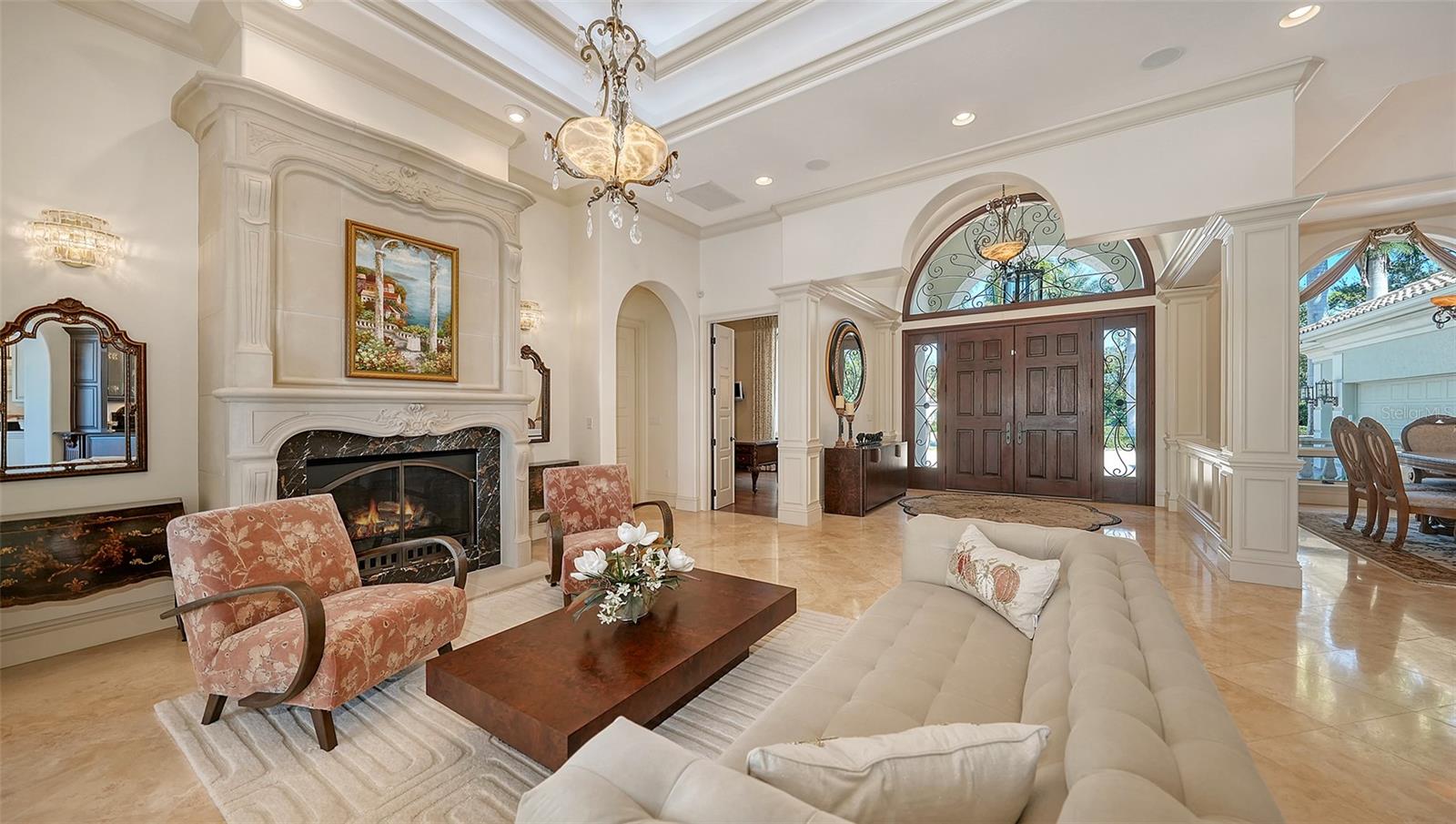 UNIVERSITY PARK COUNTRY CLUB/KNIGHTSBRIDGE - Residential