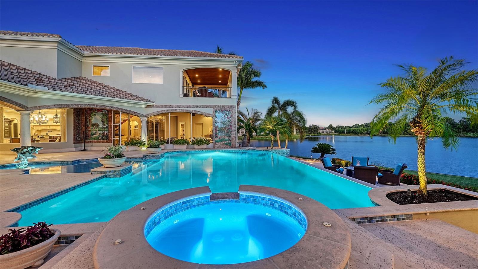 UNIVERSITY PARK COUNTRY CLUB/KNIGHTSBRIDGE - Residential