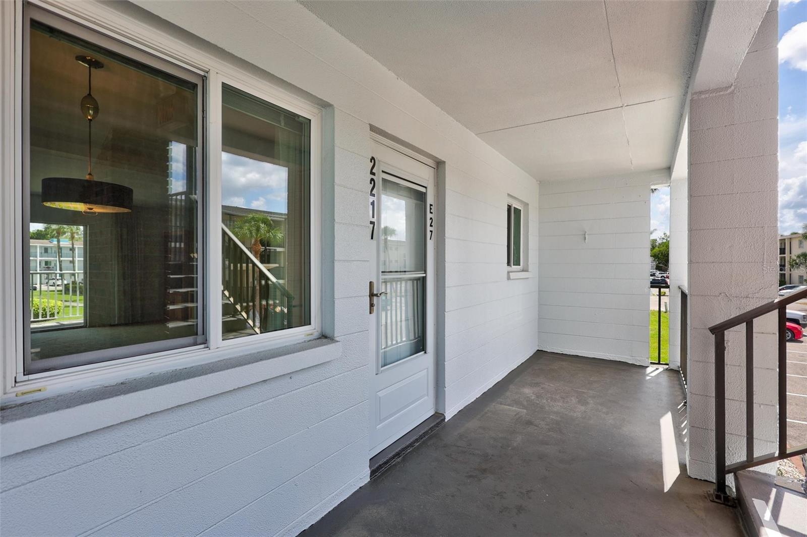 2217 SUNSET DRIVE E27, BRADENTON, FL, 34207 3 2217 SUNSET DRIVE E27