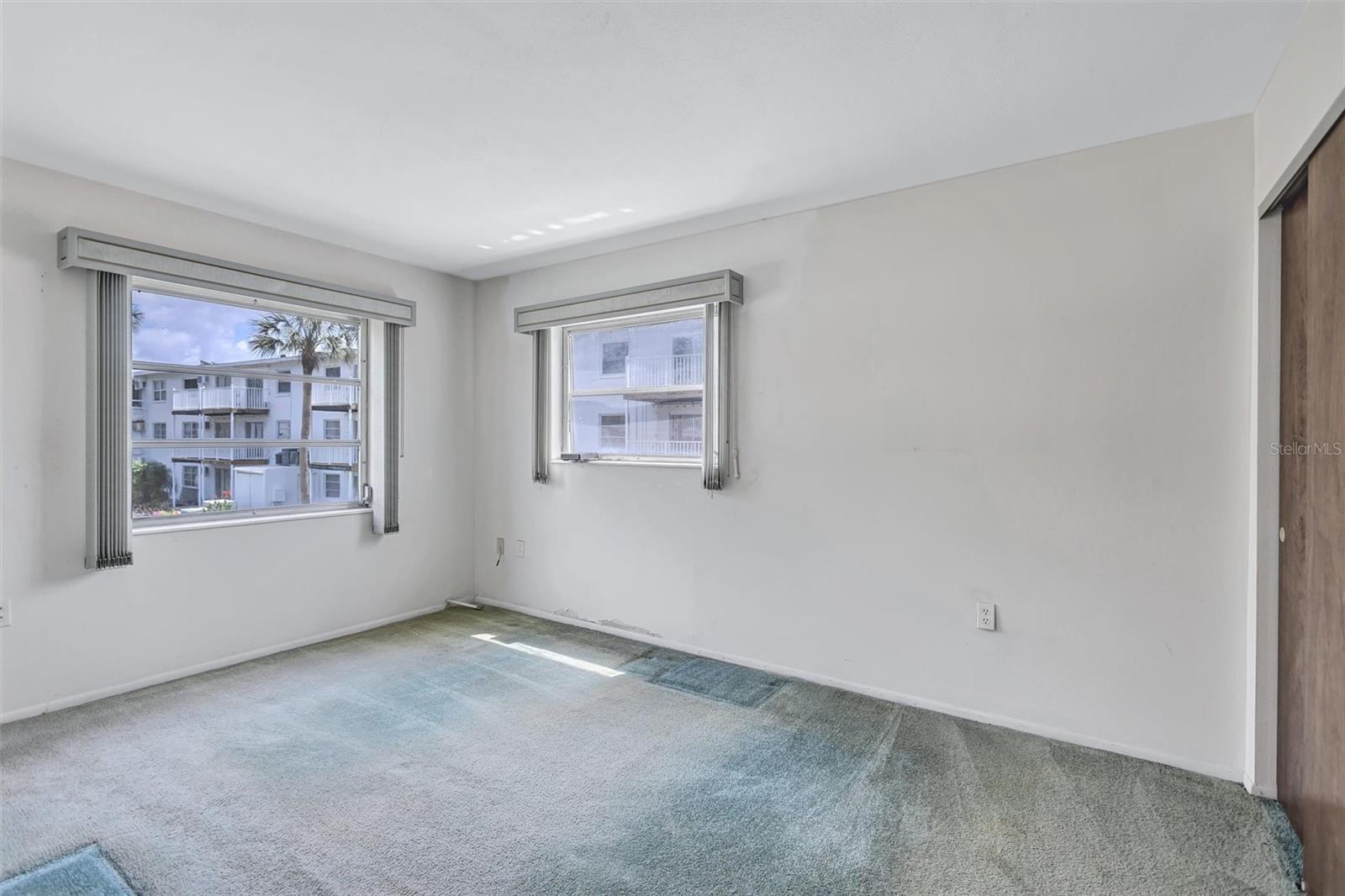 THE FOURTH BAYSHORE - Residential