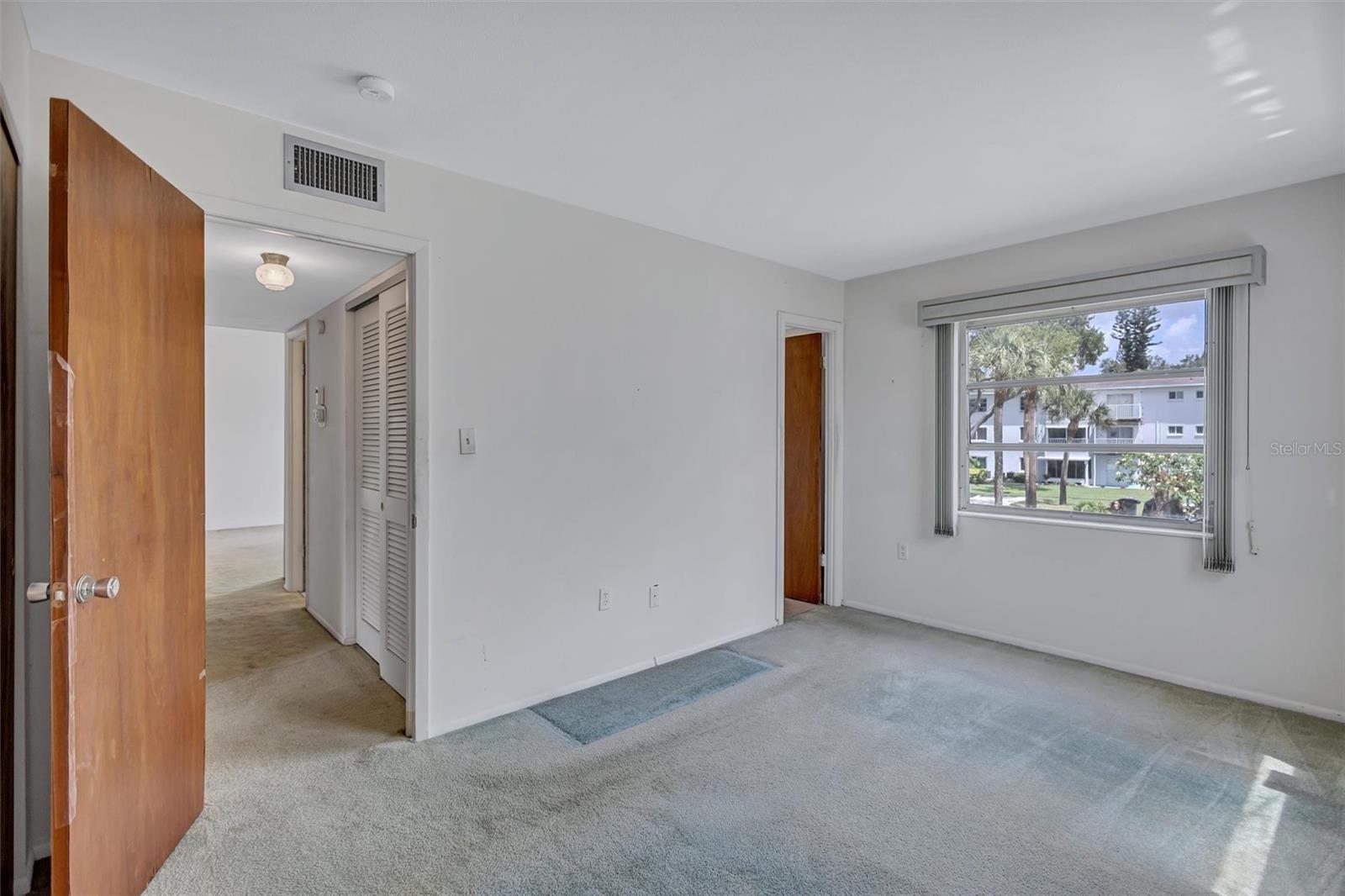 THE FOURTH BAYSHORE - Residential