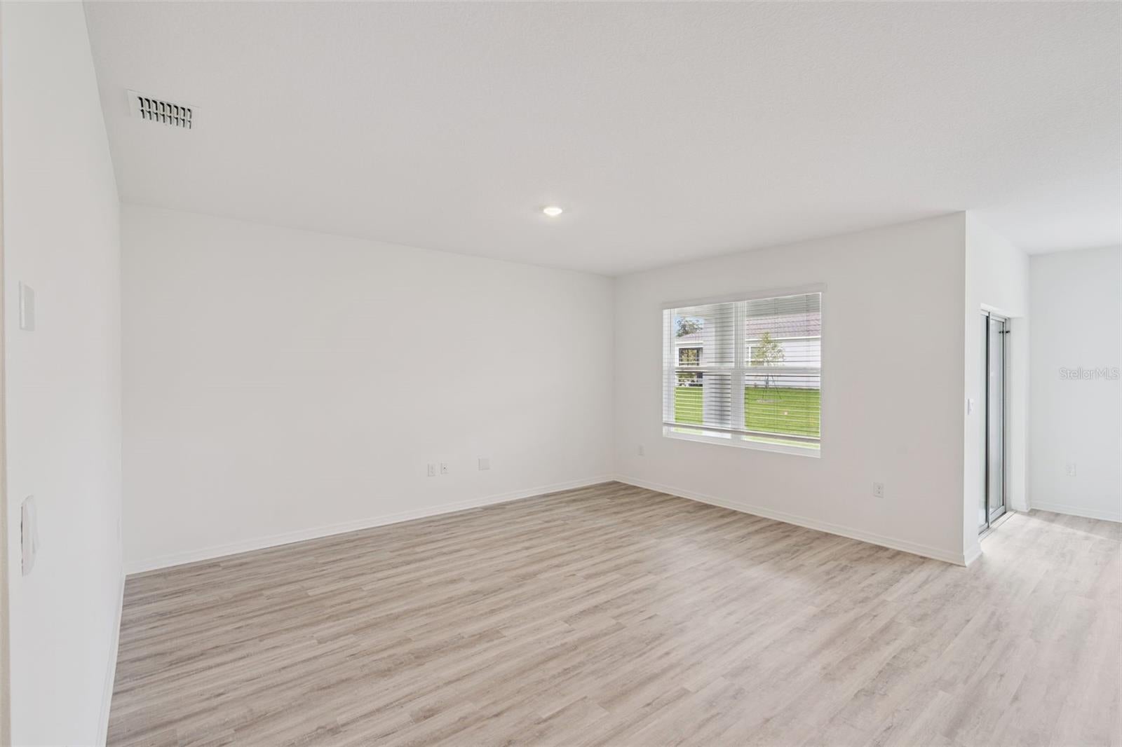 3537 RODEN ROAD