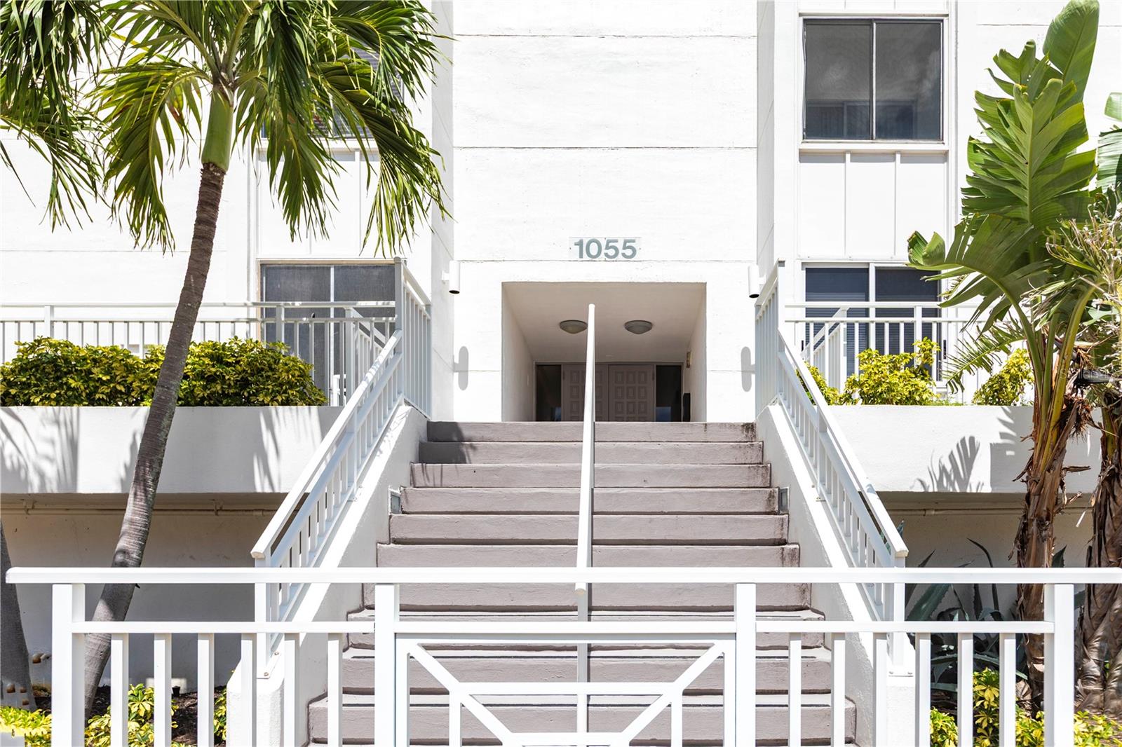 PEPPERTREE BAY IV - Residential Lease