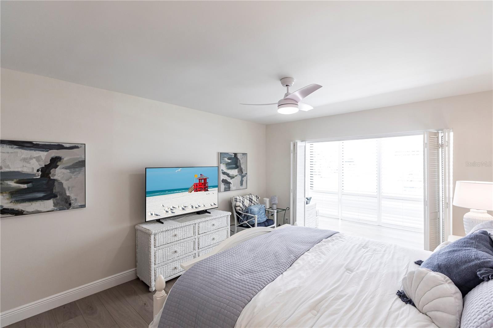 PEPPERTREE BAY IV - Residential Lease