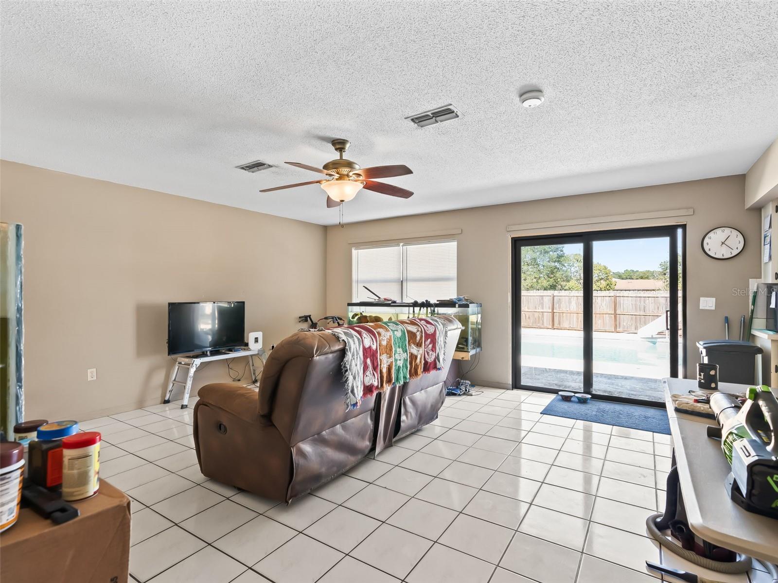 SILVER SPGS SHORES UN 23 - Residential