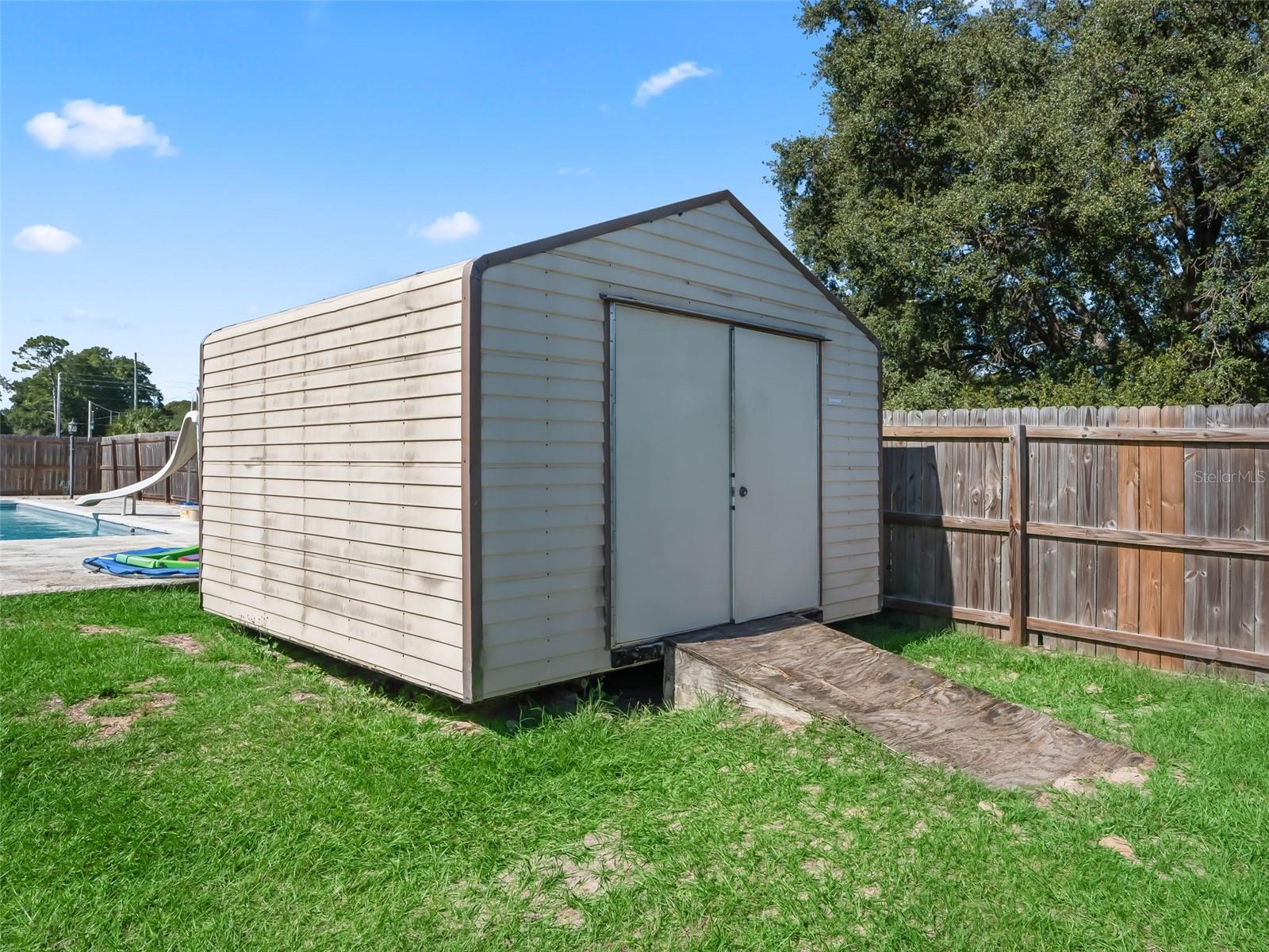 SILVER SPGS SHORES UN 23 - Residential