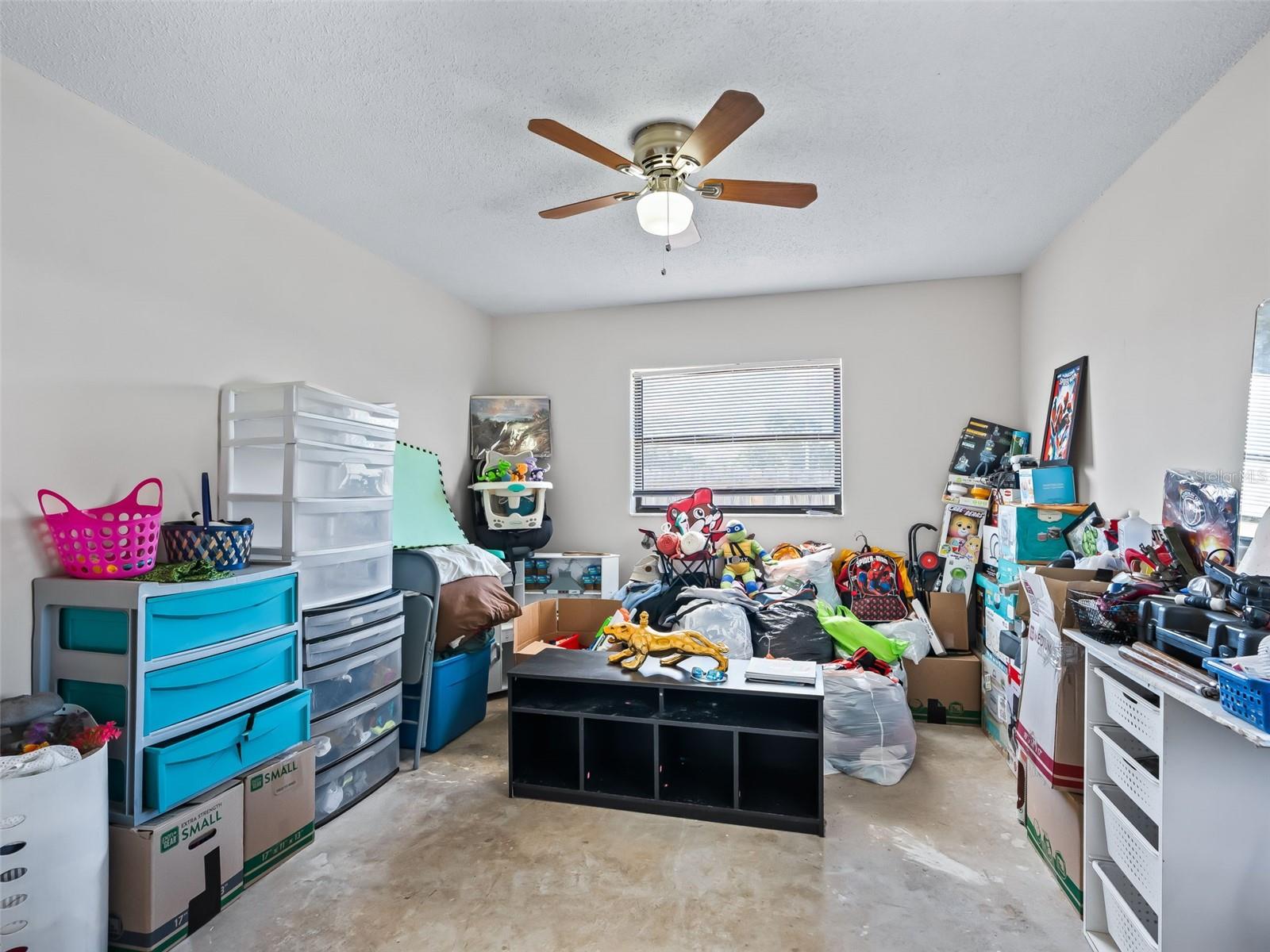 SILVER SPGS SHORES UN 23 - Residential