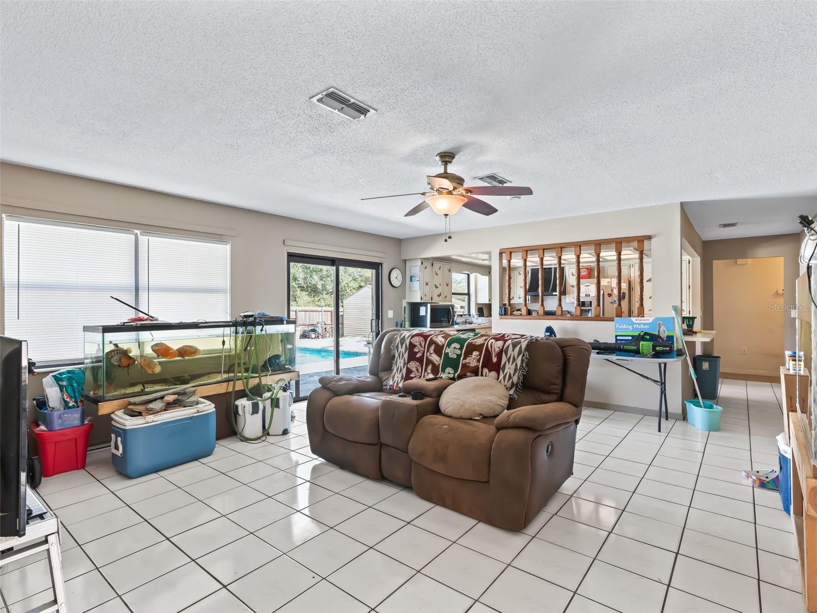 SILVER SPGS SHORES UN 23 - Residential