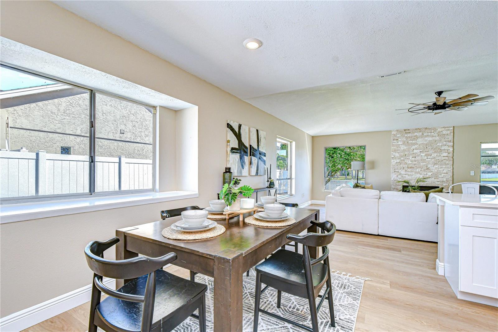 CARROLLWOOD SPGS UNIT 3 - Residential