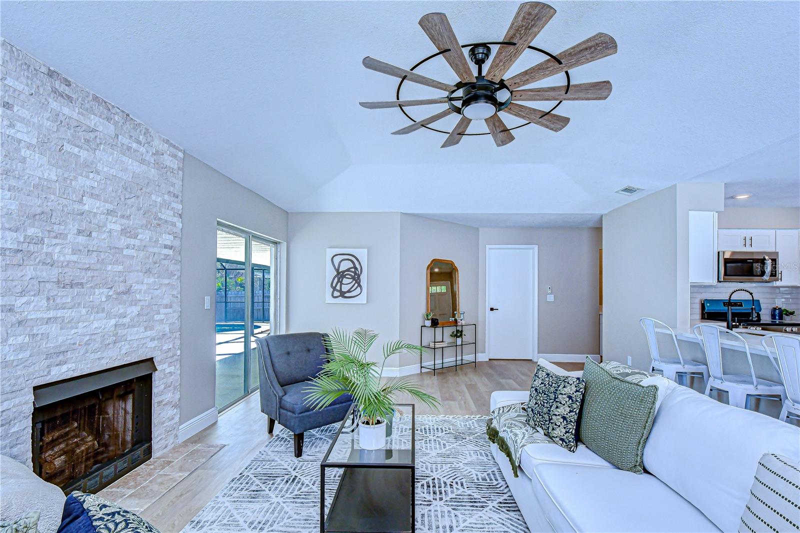 CARROLLWOOD SPGS UNIT 3 - Residential