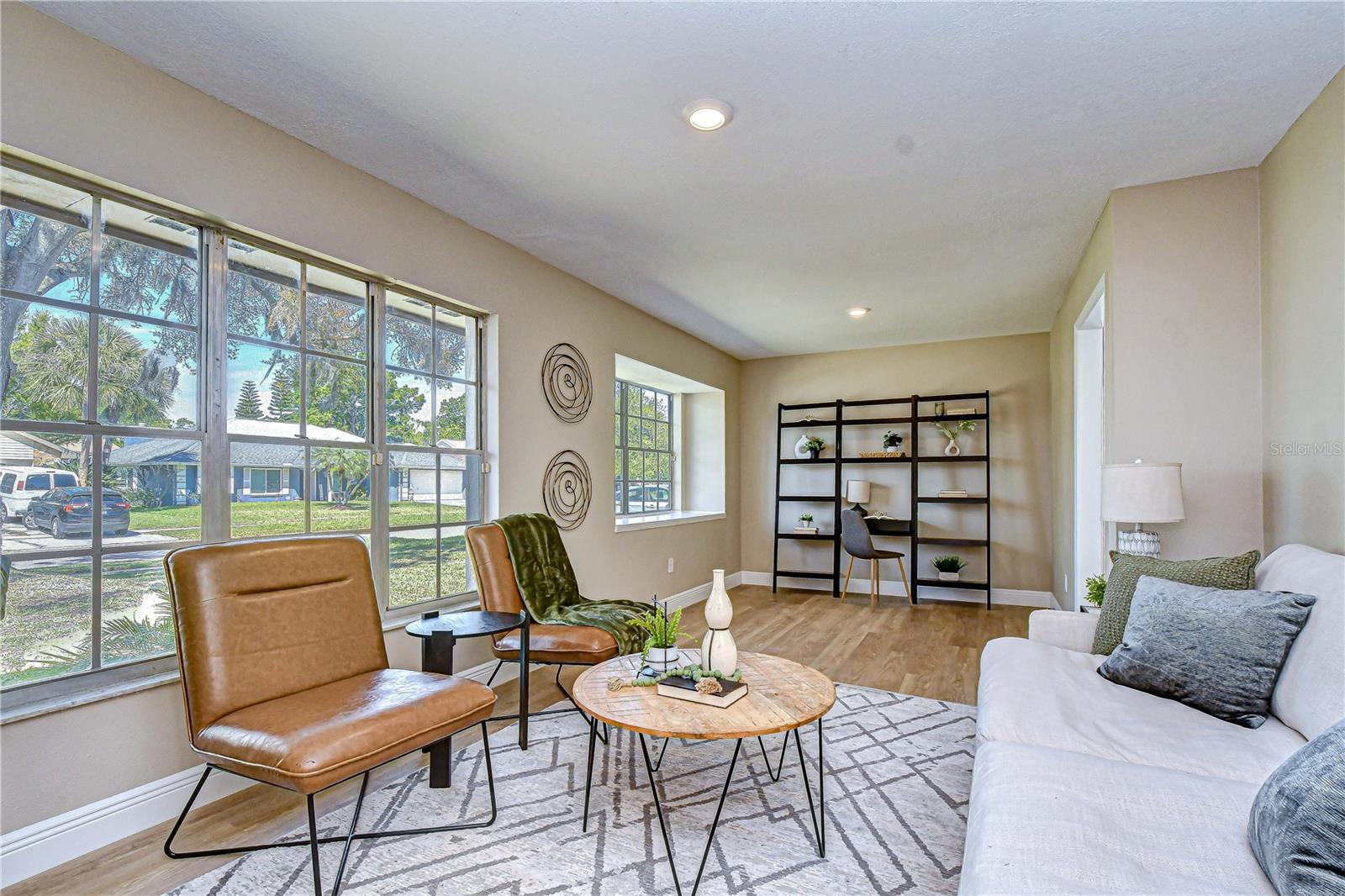 CARROLLWOOD SPGS UNIT 3 - Residential