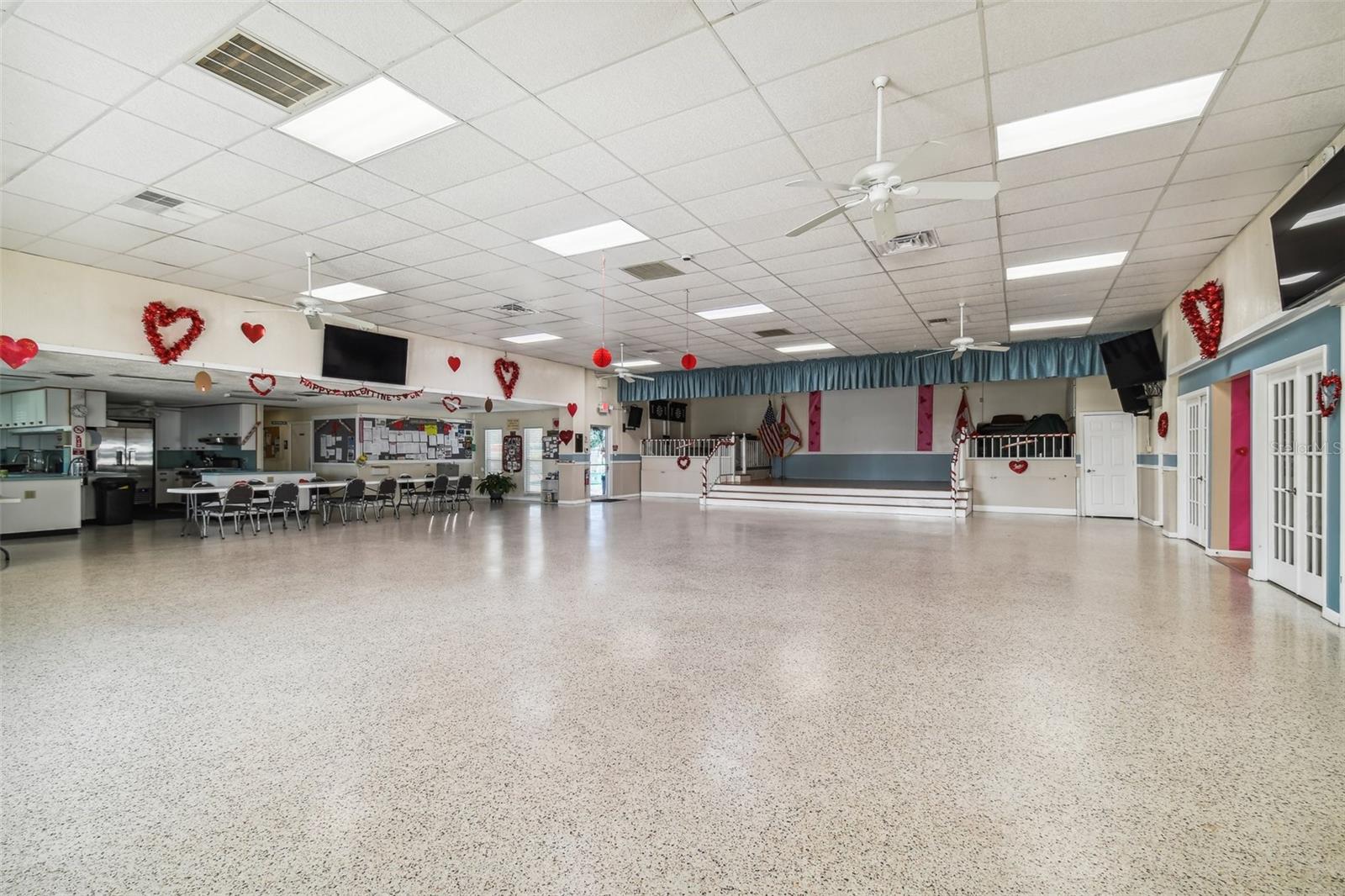 SUNSET PALMS UNREC - Residential