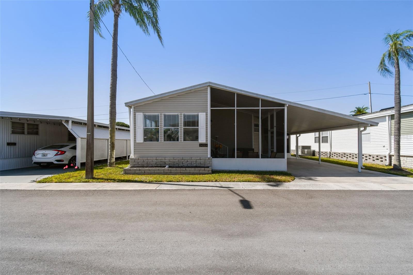 SUNSET PALMS UNREC - Residential