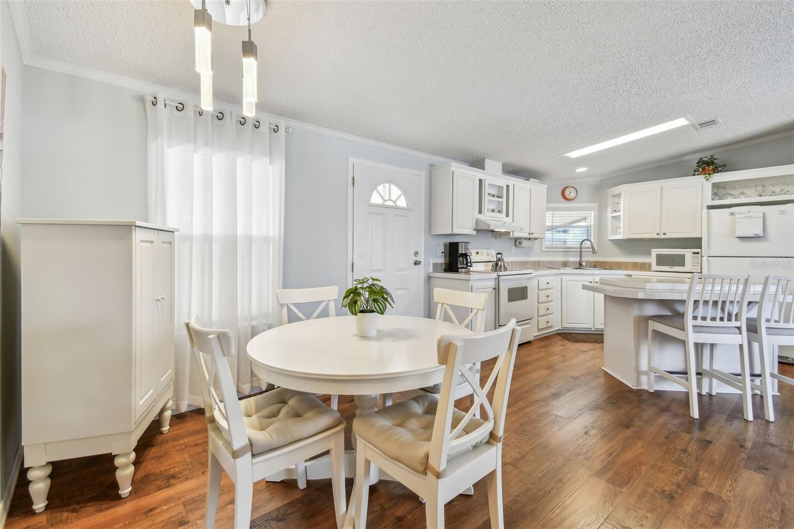 SUNSET PALMS UNREC - Residential