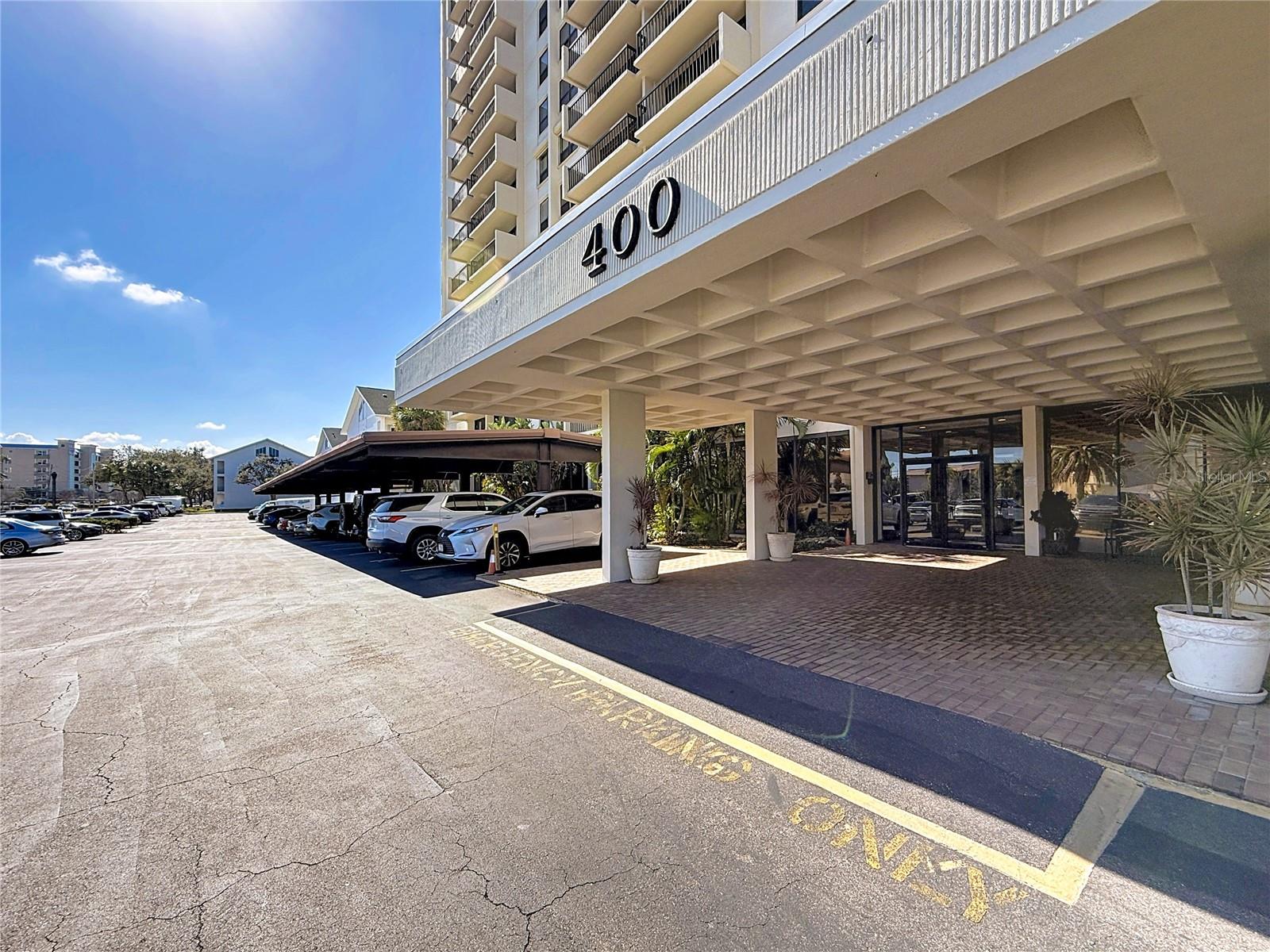 STARBOARD TOWER - Residential