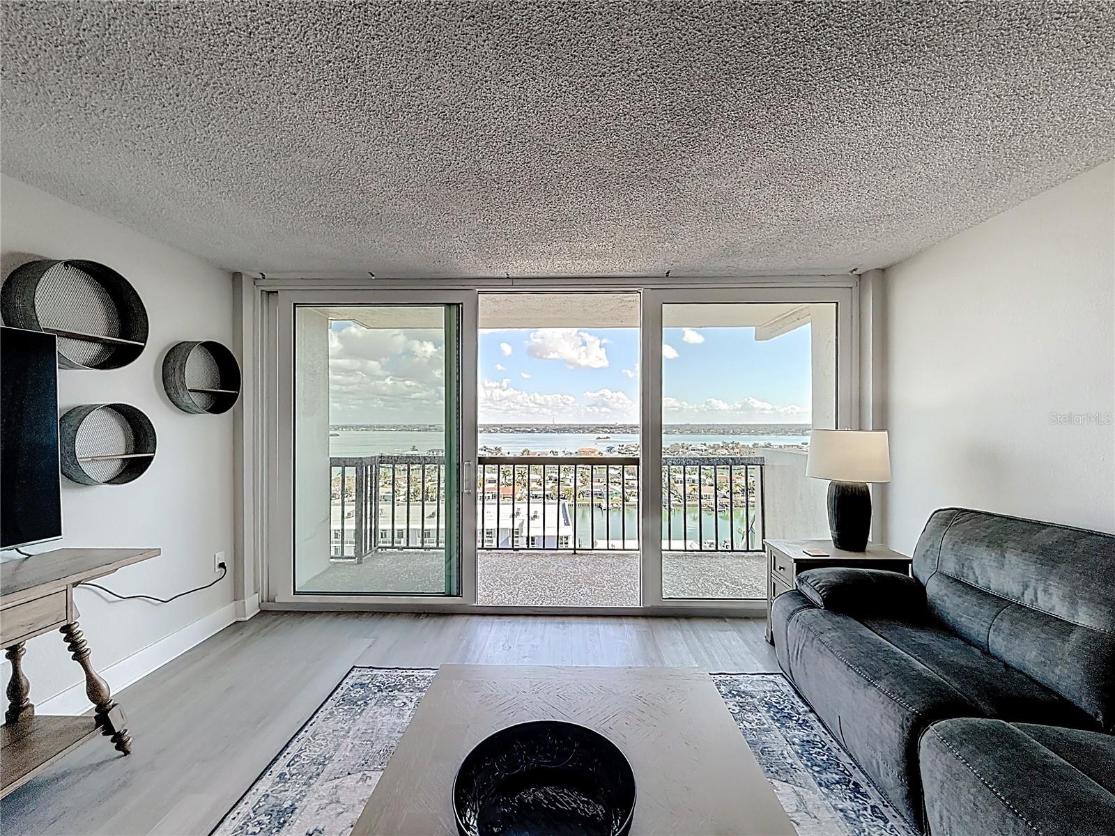 STARBOARD TOWER - Residential