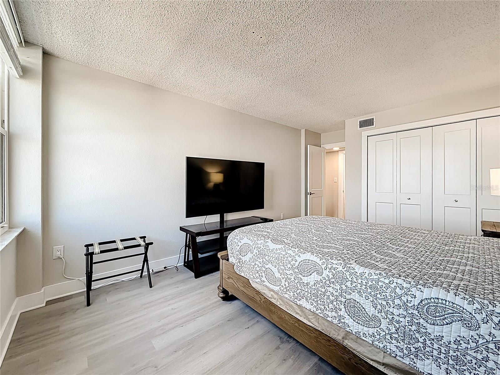 STARBOARD TOWER - Residential