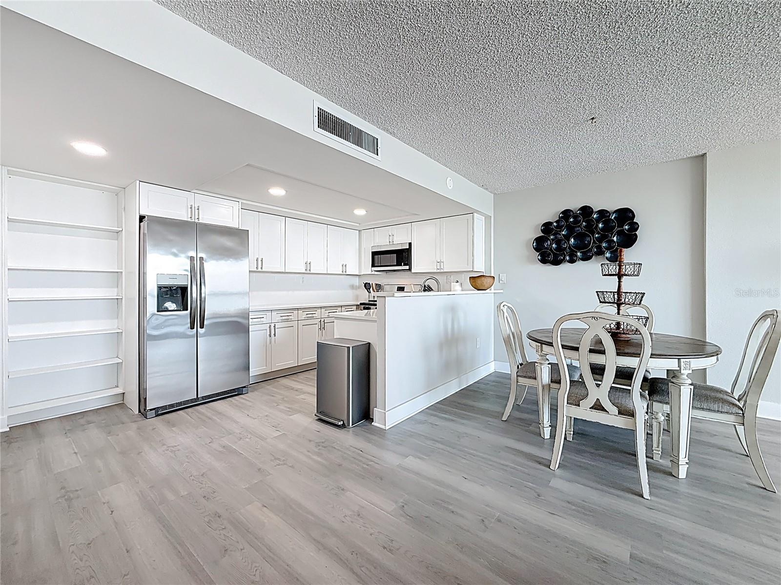 STARBOARD TOWER - Residential